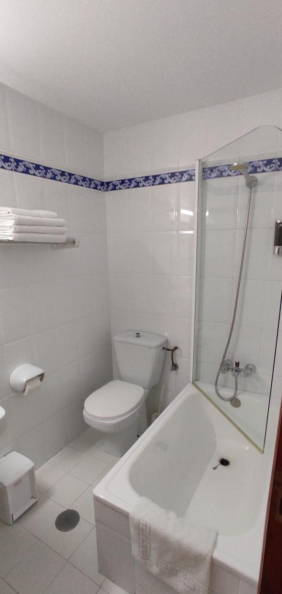 לאנס Apartamentos El Jornu מראה חיצוני תמונה